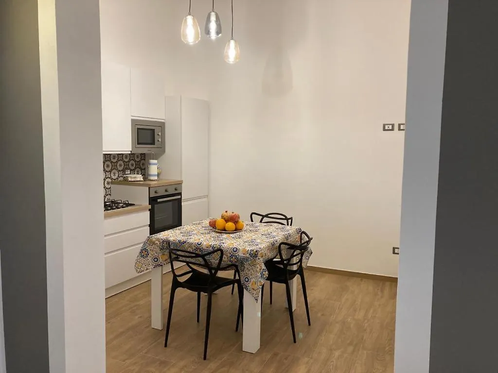 Casa Vacanze al Trenta3 Marsala Italia