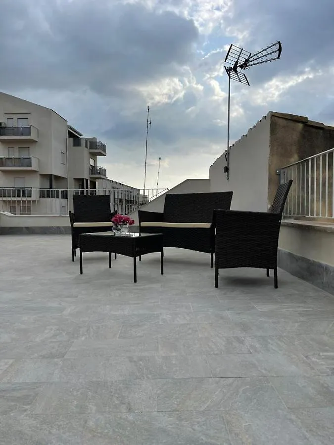 Casa Vacanze Al Trenta3 Marsala